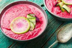 Crema de remolacha, patatas y cebolla