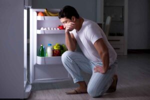 Hambre nerviosa por la noche, ¿qué hacer?