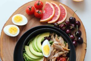 Sustituciones de alimentos e invertir la comida del mediodía con la de la cena
