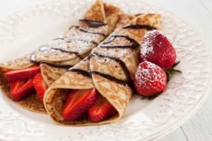 Crepes light con fresas y limón