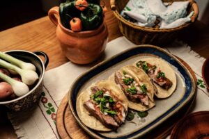 Quisiera que mi dieta contenga pollo, pescado, carnes rojas y tortillas de maíz