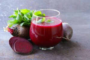 Smoothie detox de remolacha y manzana