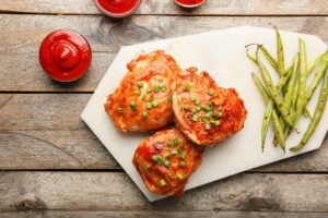 Contramuslo de pollo al horno con judías verdes salteadas