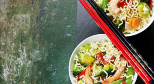 Espaguetis de soja con verduras