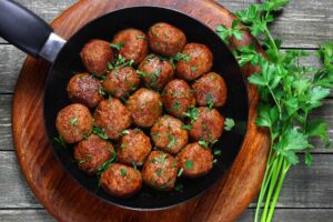 Albóndigas de atún y patatas