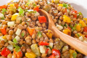Ensalada de lentejas y hortalizas
