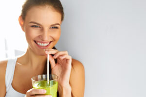 Cómo adelgazar de forma saludable: sin estrés y comiendo de todo