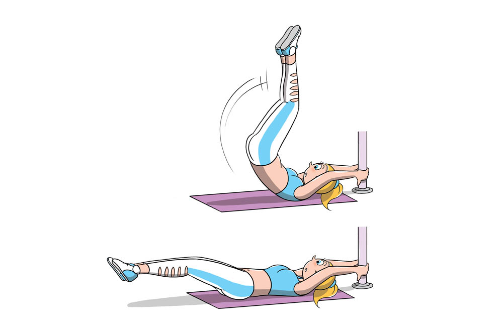 Mujer haciendo crunch invertido