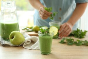 Los 10 mejores alimentos depurativos para desintoxicarse en la mesa