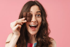 Dieta Sirt: ¿basta con comer algunos alimentos para activar los genes de la delgadez?
