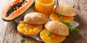 Papaya: cómo se come, propiedades, recetas