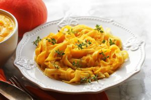 Pasta con salsa de calabaza: la deliciosa receta con queso crema